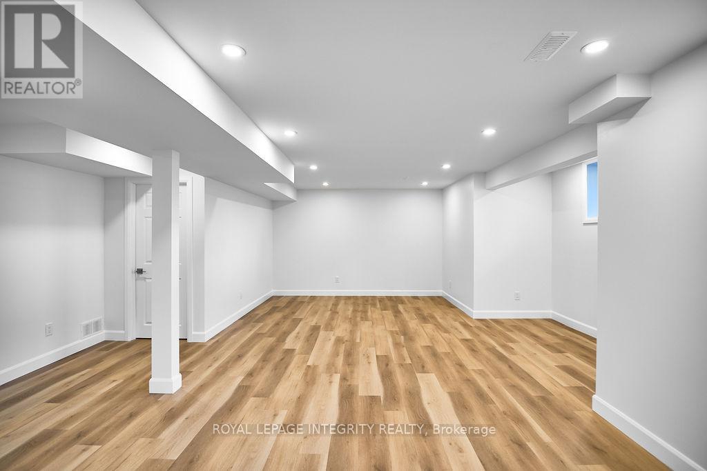 7 Dunn Street, Ottawa, Ontario  K2K 3J8 - Photo 45 - X12360797