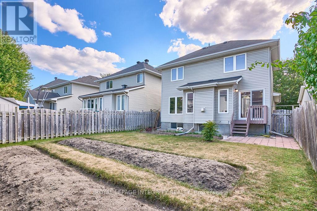 7 Dunn Street, Ottawa, Ontario  K2K 3J8 - Photo 47 - X12360797