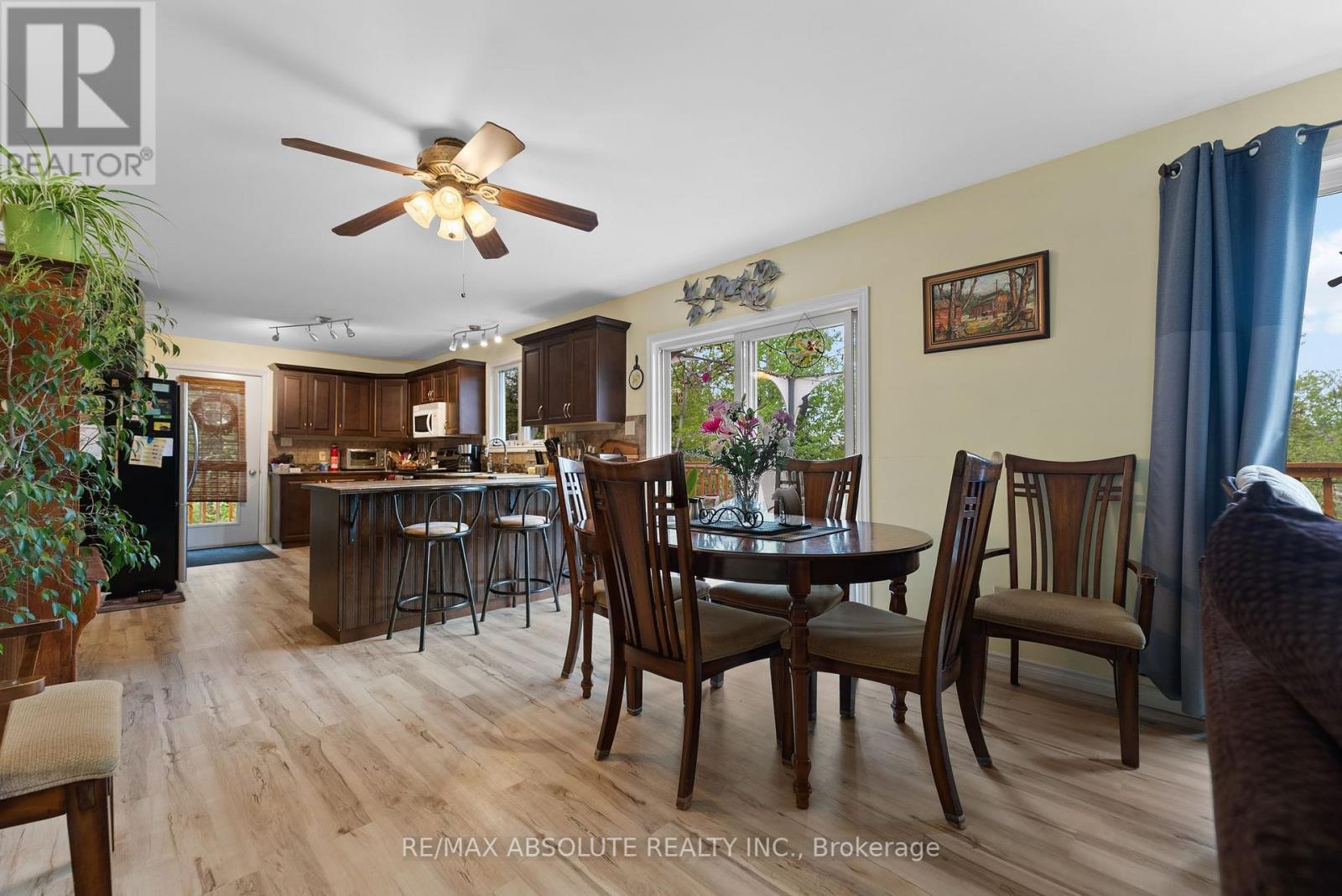 4666 Matawatchan Road, Greater Madawaska, Ontario  K0J 2R0 - Photo 7 - X12360799