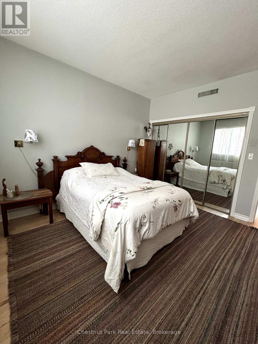 5 - 3421 Grandview Forest Drive, Huntsville, Ontario  P1H 2J5 - Photo 8 - X12360794