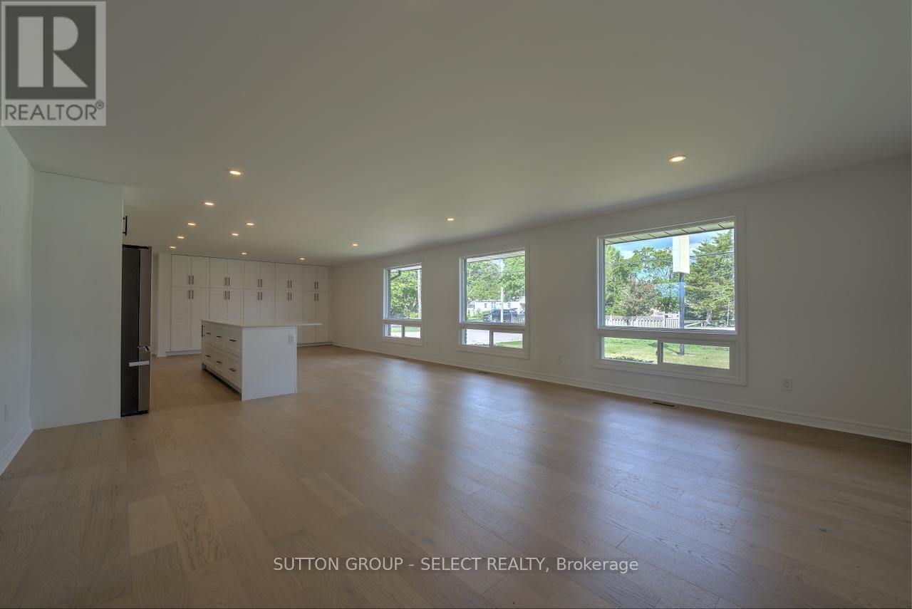 101 Broadway Street, Lambton Shores, Ontario  N0N 0A6 - Photo 17 - X12358860