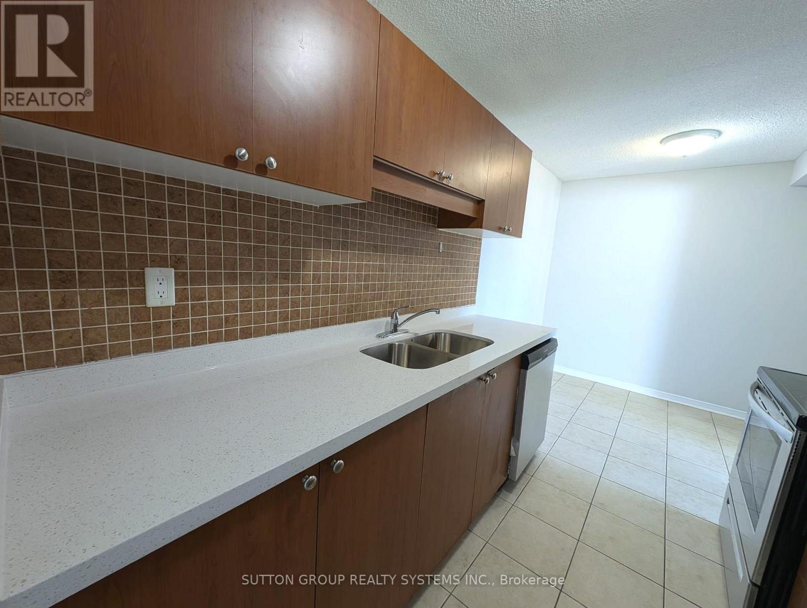 309 - 2900 Battleford Road, Mississauga, Ontario  L5N 2V9 - Photo 12 - W12359287