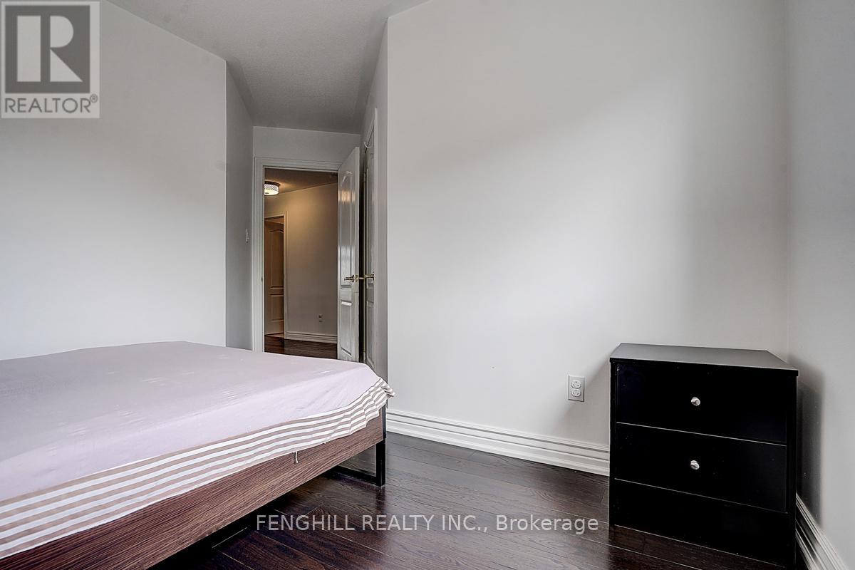 23 Vellore Woods Boulevard, Vaughan (Vellore Village), Ontario  L4H 1Y6 - Photo 18 - N12360798
