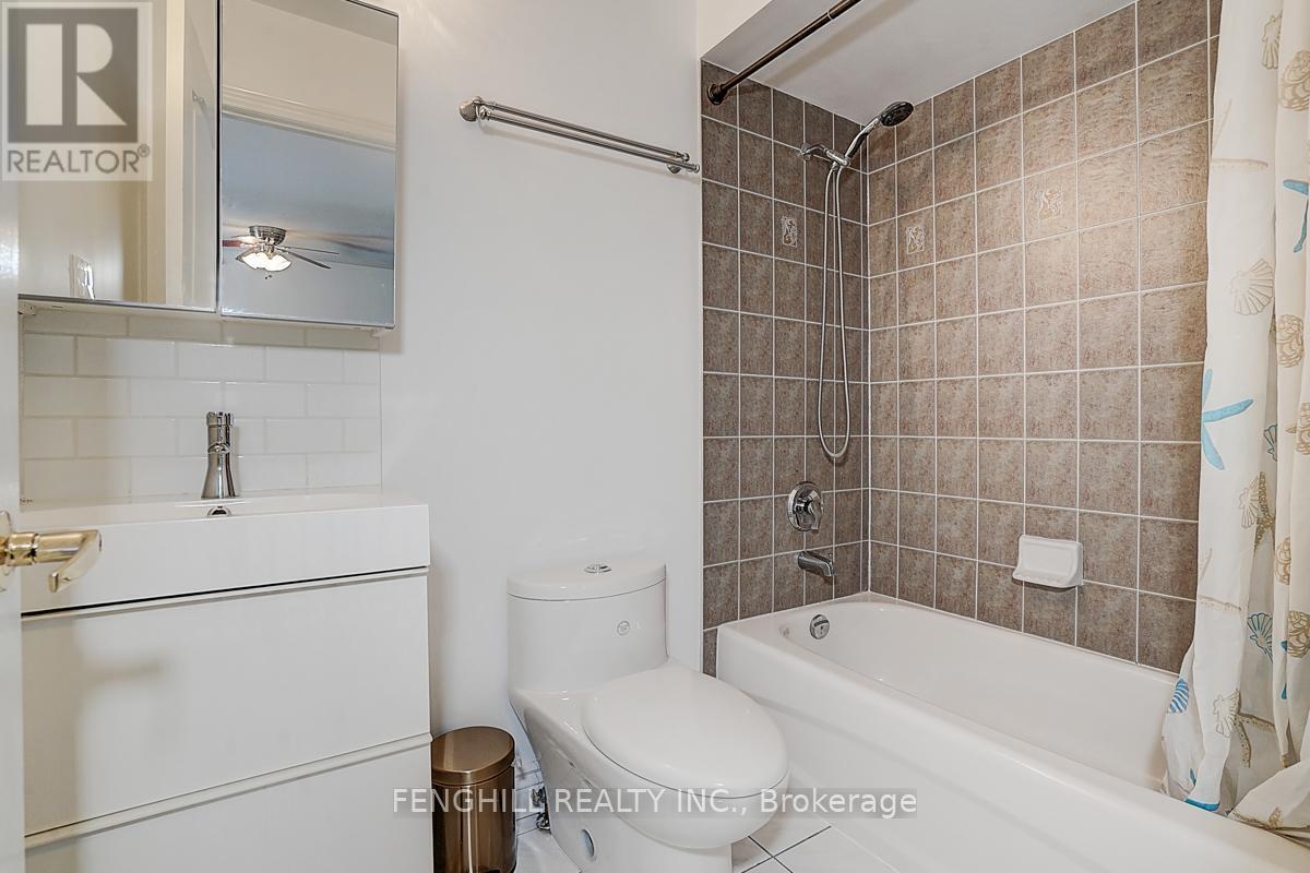 23 Vellore Woods Boulevard, Vaughan (Vellore Village), Ontario  L4H 1Y6 - Photo 21 - N12360798