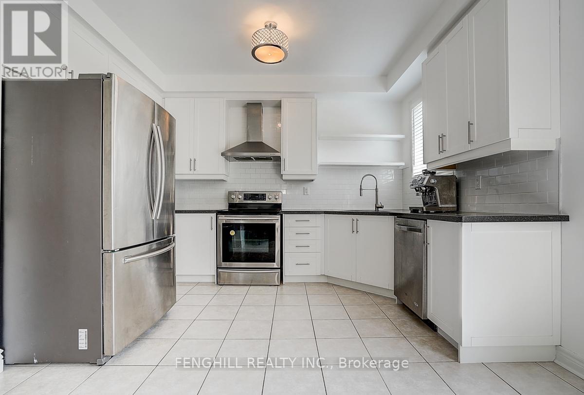 23 Vellore Woods Boulevard, Vaughan (Vellore Village), Ontario  L4H 1Y6 - Photo 7 - N12360798