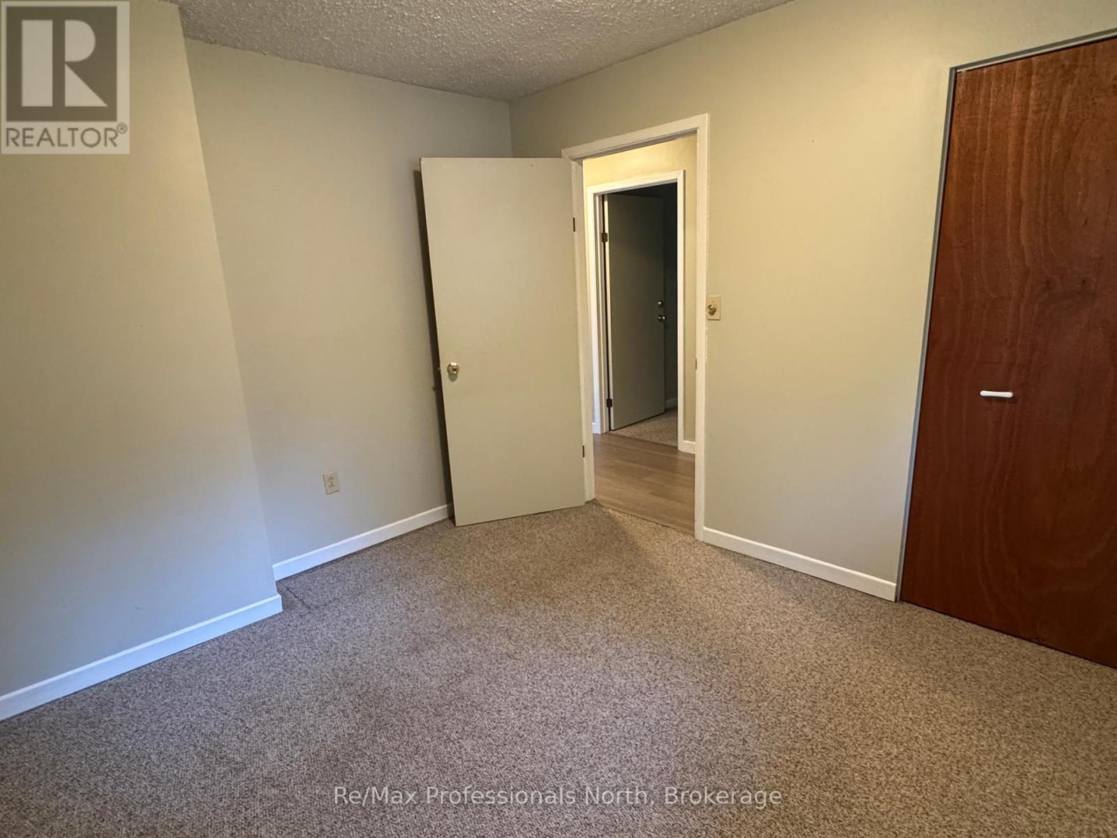 125 Taylor Road, Bracebridge, Ontario  P1L 1J5 - Photo 17 - X12230386
