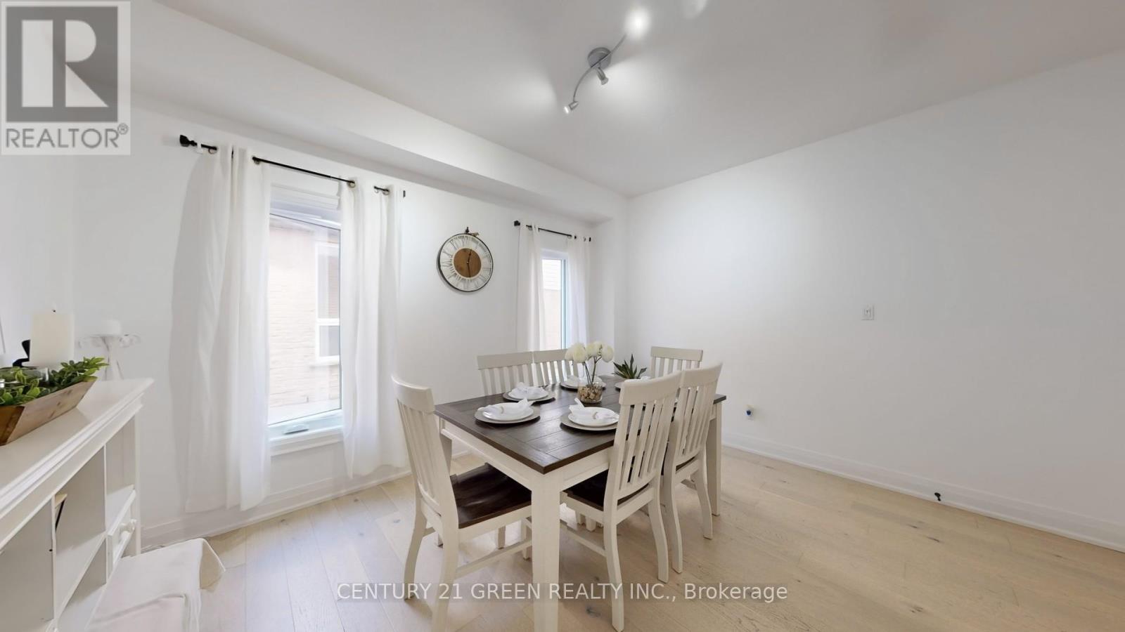 53 Abbey Road, Orangeville, Ontario  L9W 5E3 - Photo 17 - W12360802