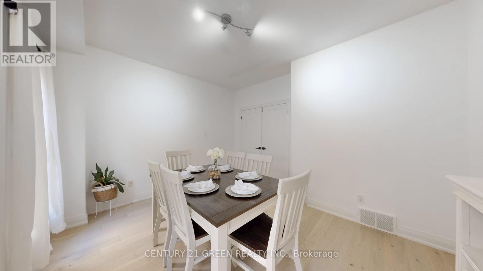 53 Abbey Road, Orangeville, Ontario  L9W 5E3 - Photo 19 - W12360802