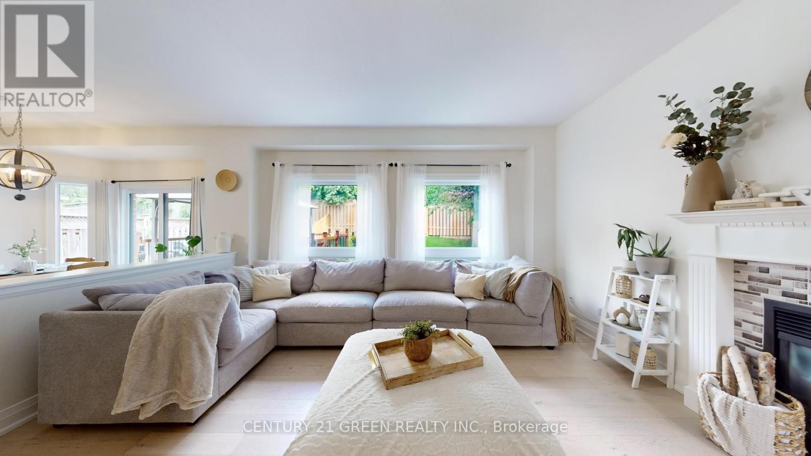53 Abbey Road, Orangeville, Ontario  L9W 5E3 - Photo 6 - W12360802