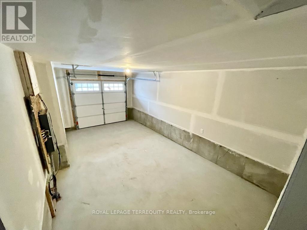 116 - 2553 Barbarolli Path, Oshawa, Ontario  L1L 0P9 - Photo 25 - E12355521