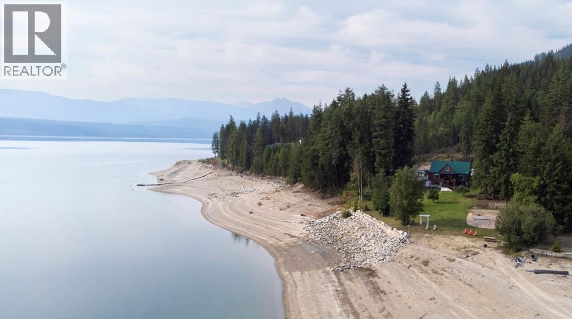 3242 Highway 23, nakusp, British Columbia