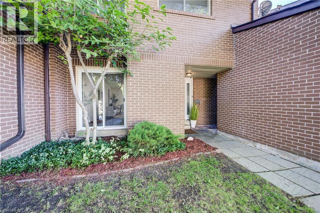 161 Satok Crescent, Milton, Ontario  L9T 3N9 - Photo 3 - 40762311