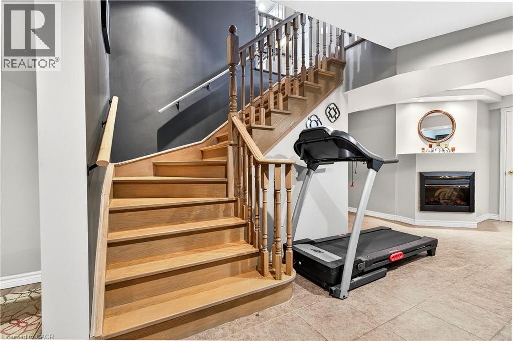 18 Konstantine Court, Hamilton, Ontario  L9B 2T3 - Photo 29 - 40762922