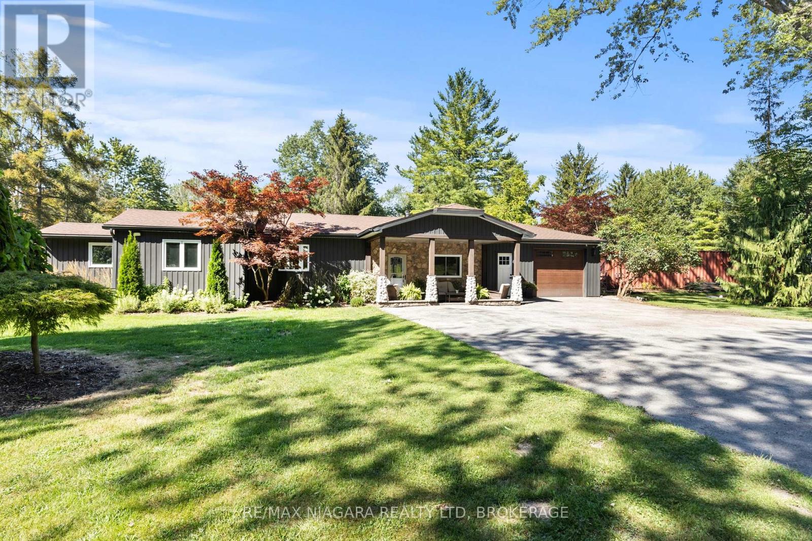 Property at 10408 LAKESHORE ROAD image 4