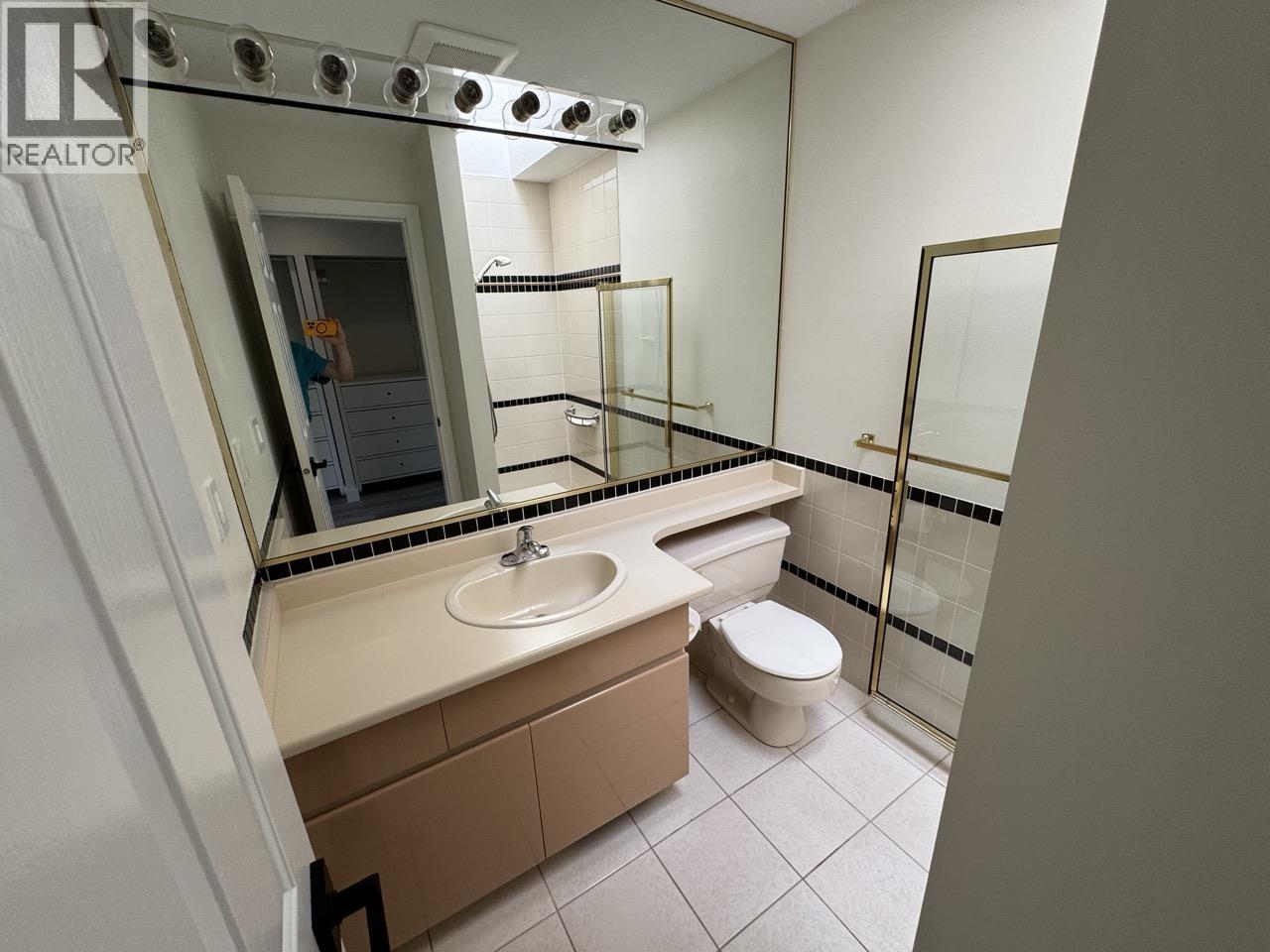 1207 Confederation Dr, Port Coquitlam, British Columbia  V3C 6B8 - Photo 10 - R3039914