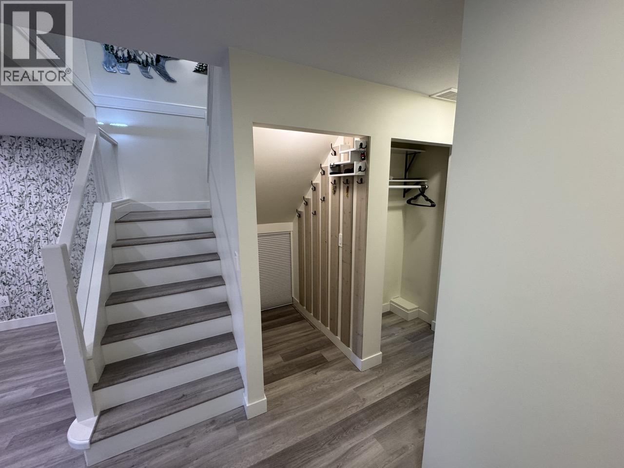 1207 Confederation Dr, Port Coquitlam, British Columbia  V3C 6B8 - Photo 28 - R3039914