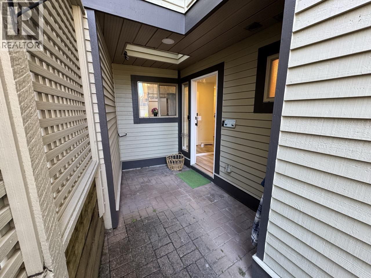 1207 Confederation Dr, Port Coquitlam, British Columbia  V3C 6B8 - Photo 34 - R3039914