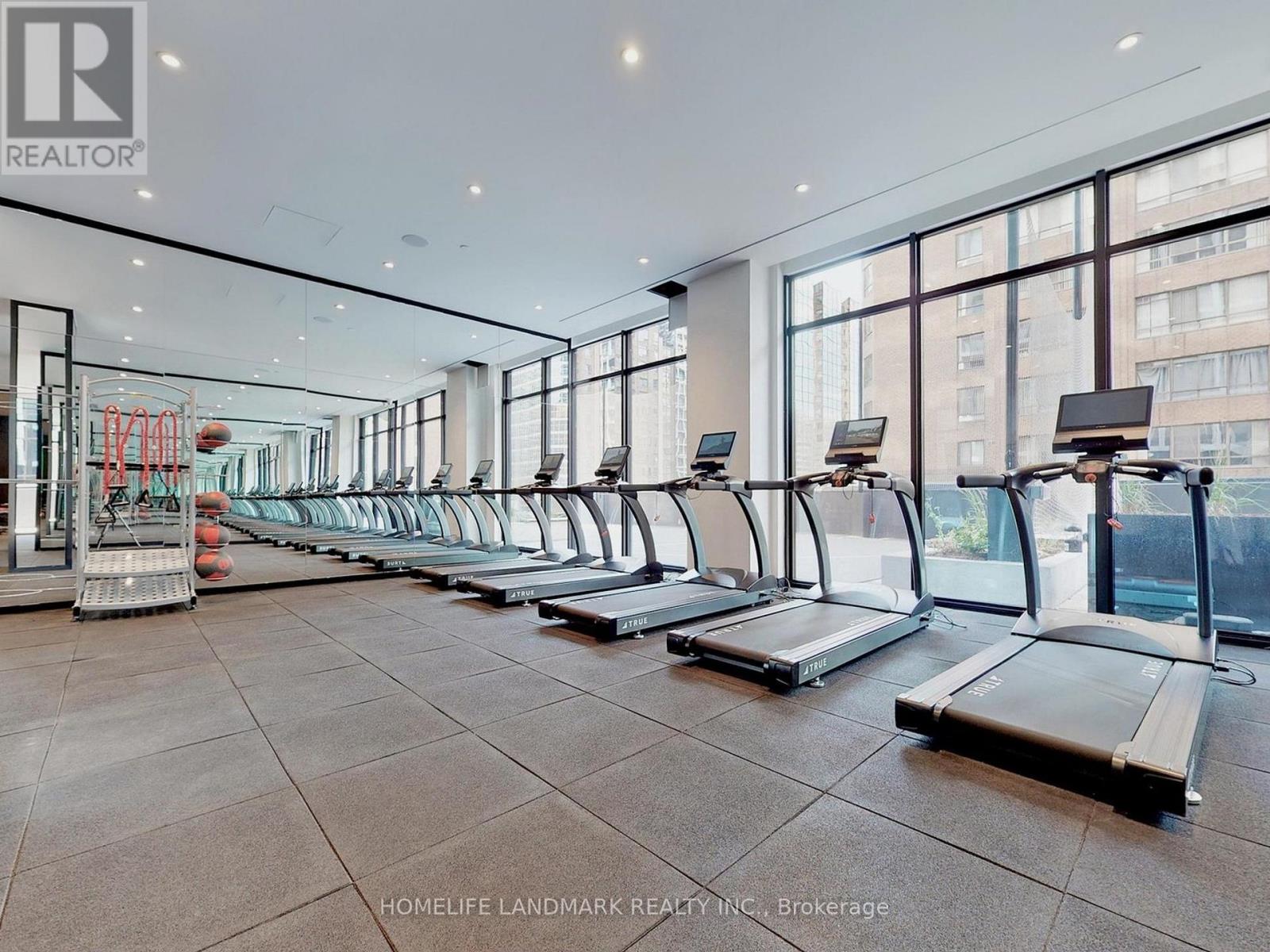2007 - 20 Edward Street, Toronto, Ontario  M5G 0C5 - Photo 12 - C12360816