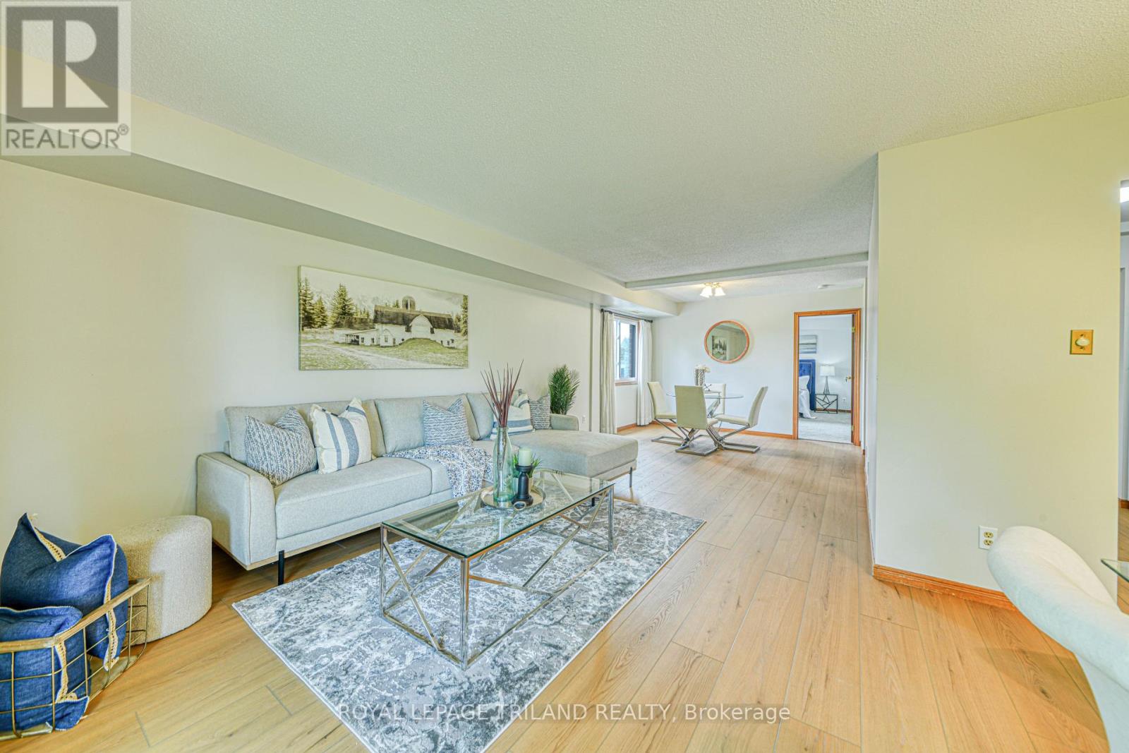 Property at 206 - 4 ALBERT STREET image 5