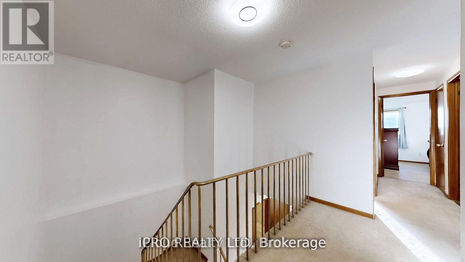 32 Dafoe Crescent, Brampton (Fletcher's West), Ontario  L6Y 2L2 - Photo 17 - W12360818