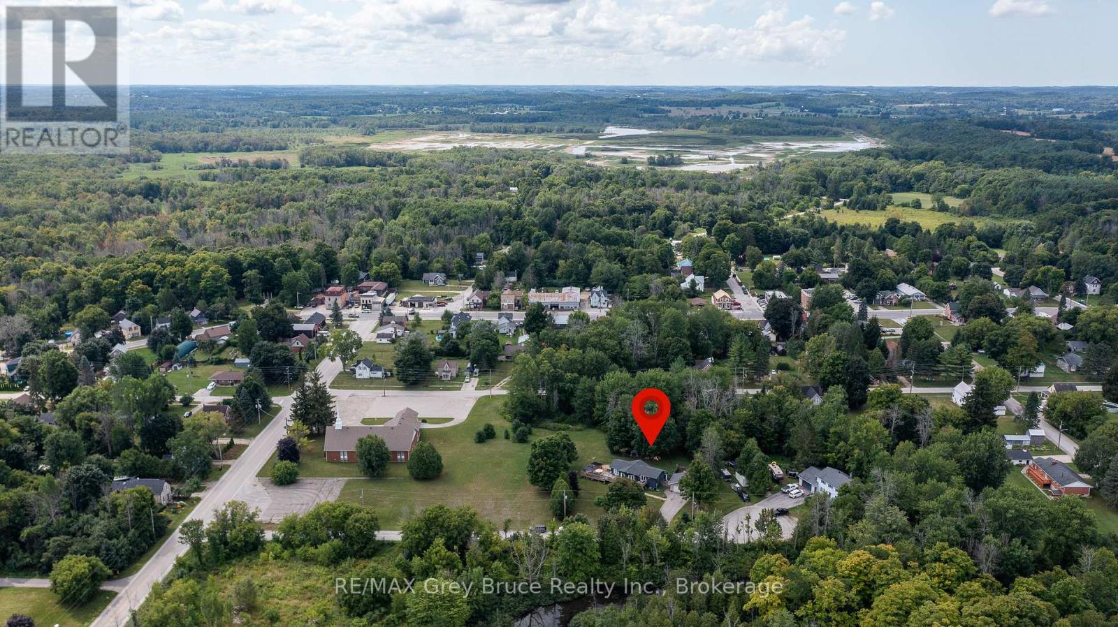 201 Division Street, Georgian Bluffs, Ontario  N0H 2K0 - Photo 43 - X12360870