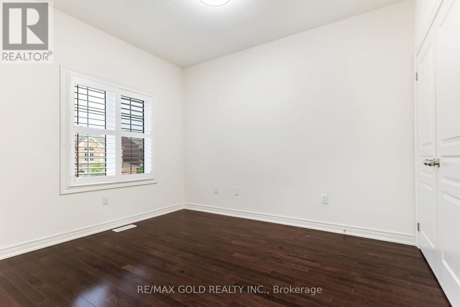 86 Humberstone Crescent, Brampton, Ontario  L7A 4C1 - Photo 24 - W12344514