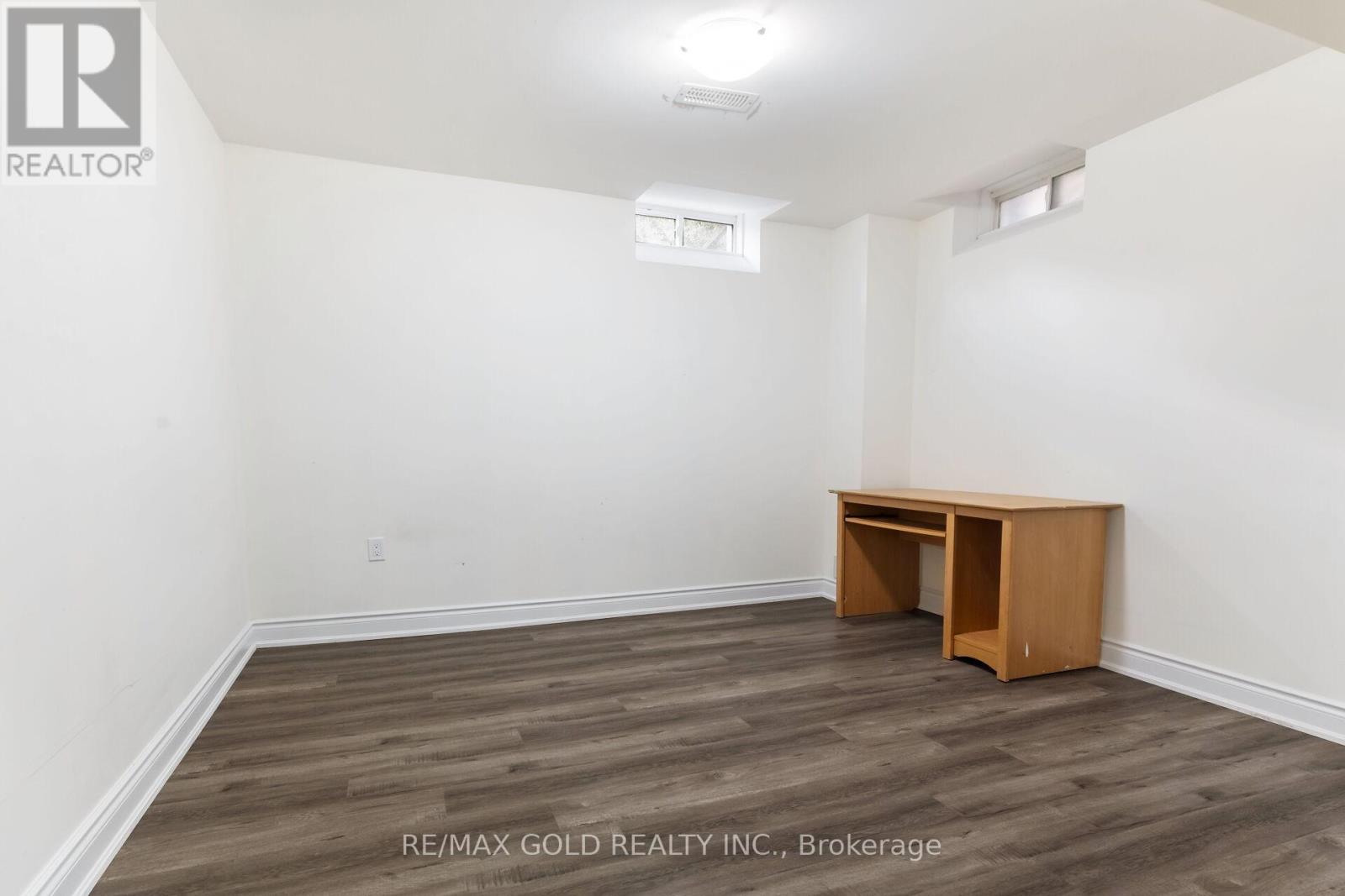 86 Humberstone Crescent, Brampton, Ontario  L7A 4C1 - Photo 35 - W12344514