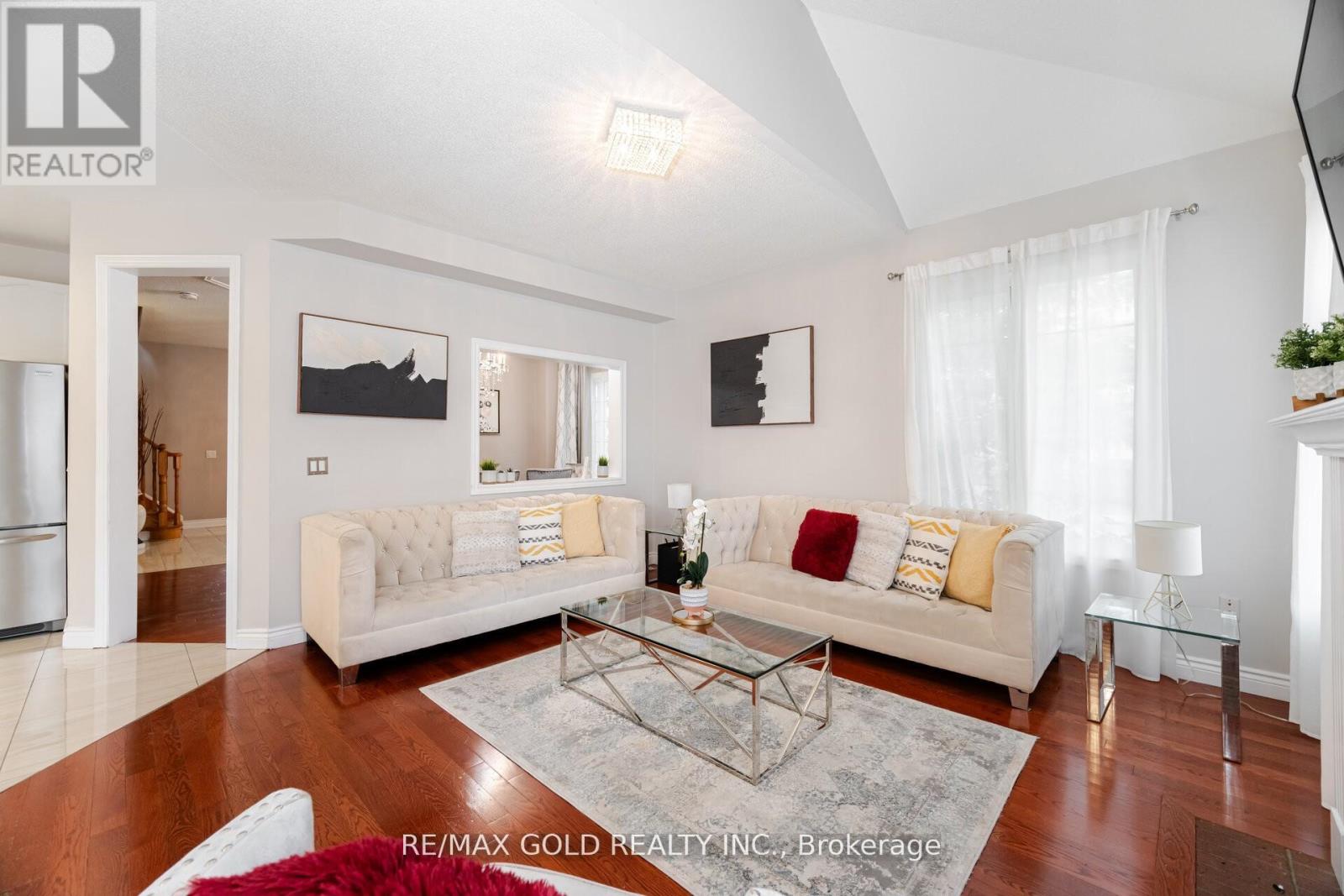 14 Martineau Road, Brampton (Bram East), Ontario  L6P 1H2 - Photo 14 - W12354671