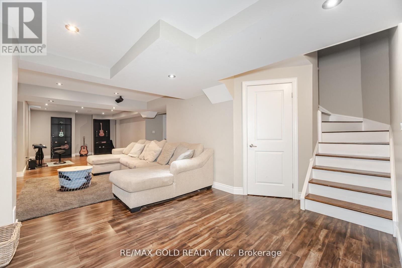 14 Martineau Road, Brampton (Bram East), Ontario  L6P 1H2 - Photo 25 - W12354671