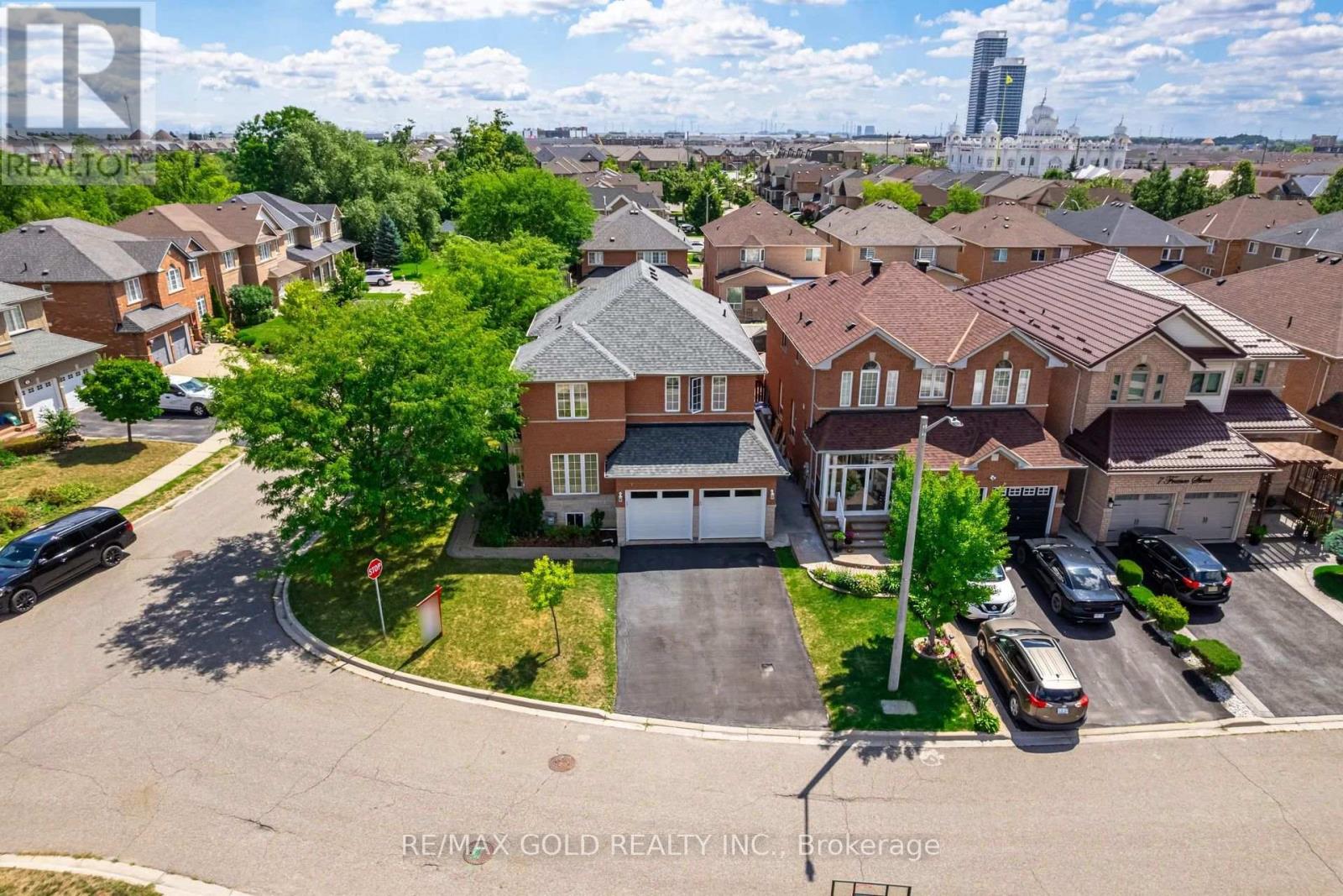 14 Martineau Road, Brampton (Bram East), Ontario  L6P 1H2 - Photo 1 - W12354671