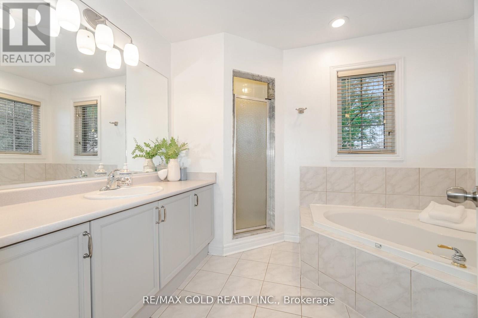 14 Martineau Road, Brampton (Bram East), Ontario  L6P 1H2 - Photo 20 - W12354671