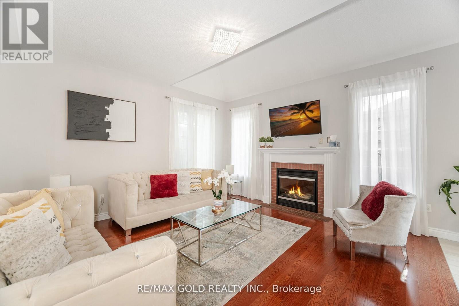 14 Martineau Road, Brampton (Bram East), Ontario  L6P 1H2 - Photo 13 - W12354671