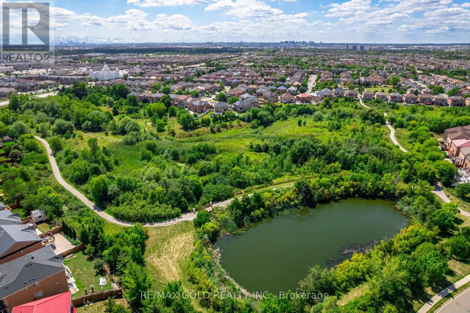 14 Martineau Road, Brampton (Bram East), Ontario  L6P 1H2 - Photo 37 - W12354671