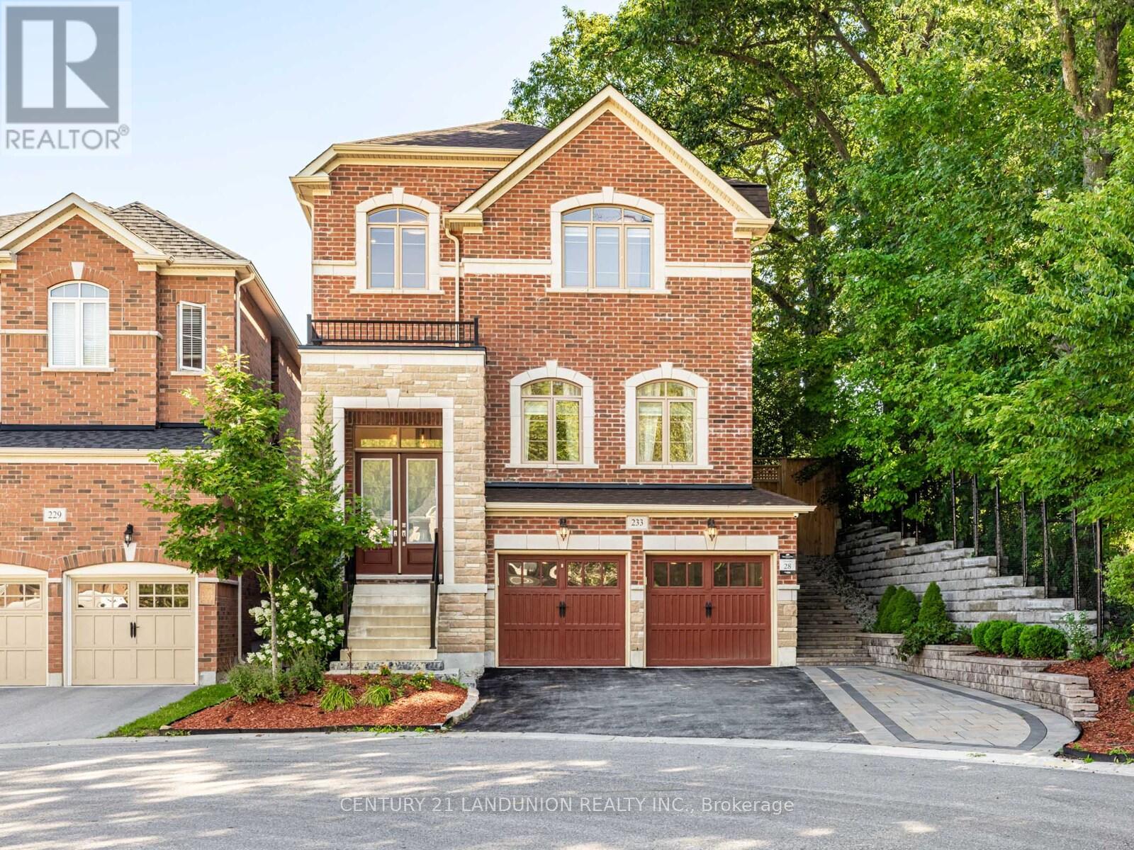 233 Butternut Ridge Trail, Aurora (Aurora Estates), Ontario  L4G 3P1 - Photo 1 - N12360877