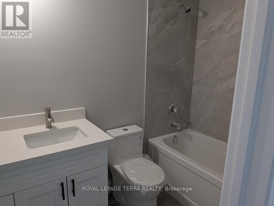 6 Joanne Crescent S, Wasaga Beach, Ontario  L9Z 1R4 - Photo 10 - S12360843