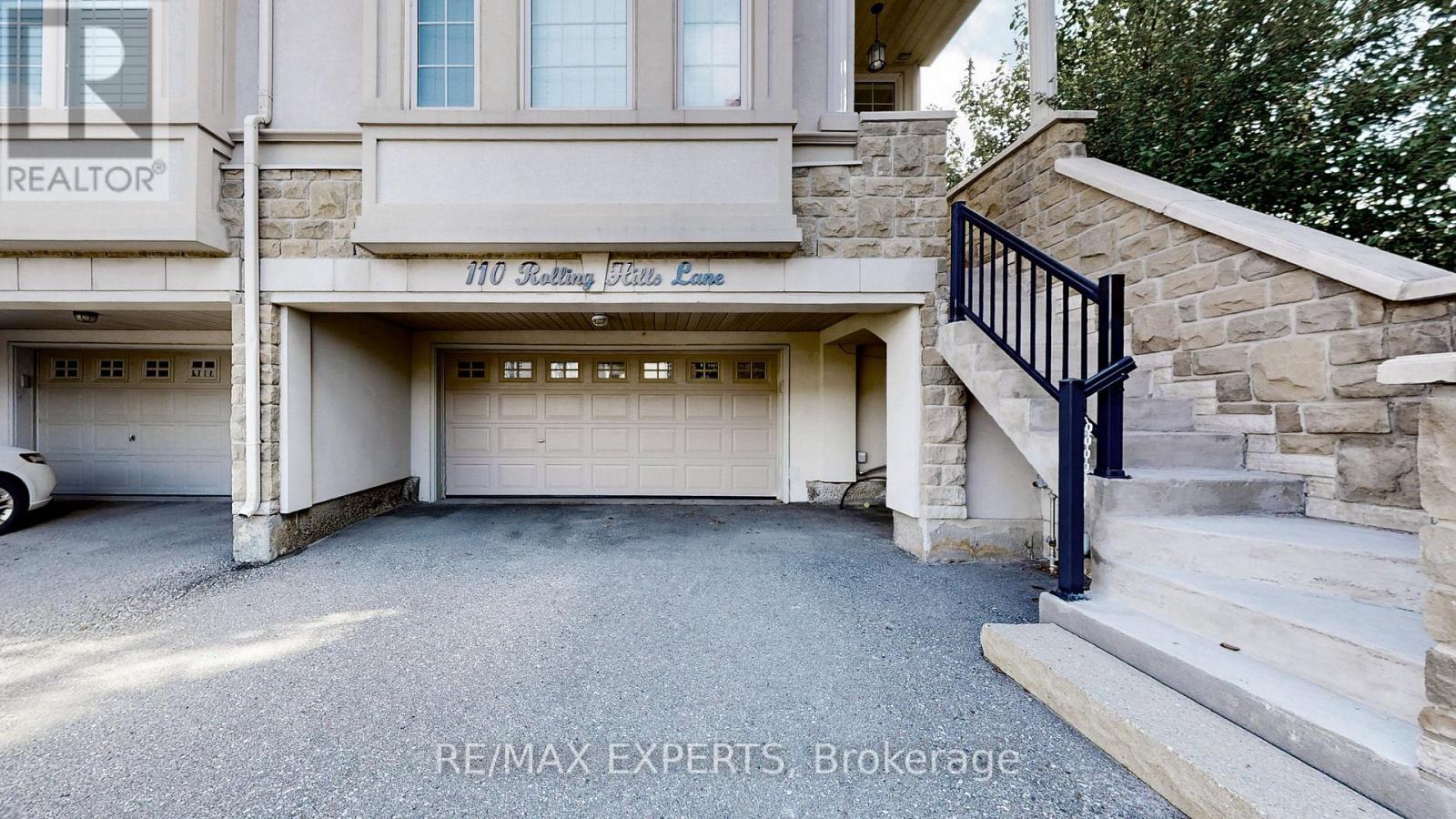 110 Rolling Hills Lane, Caledon, Ontario  L7E 1T8 - Photo 2 - W12360834