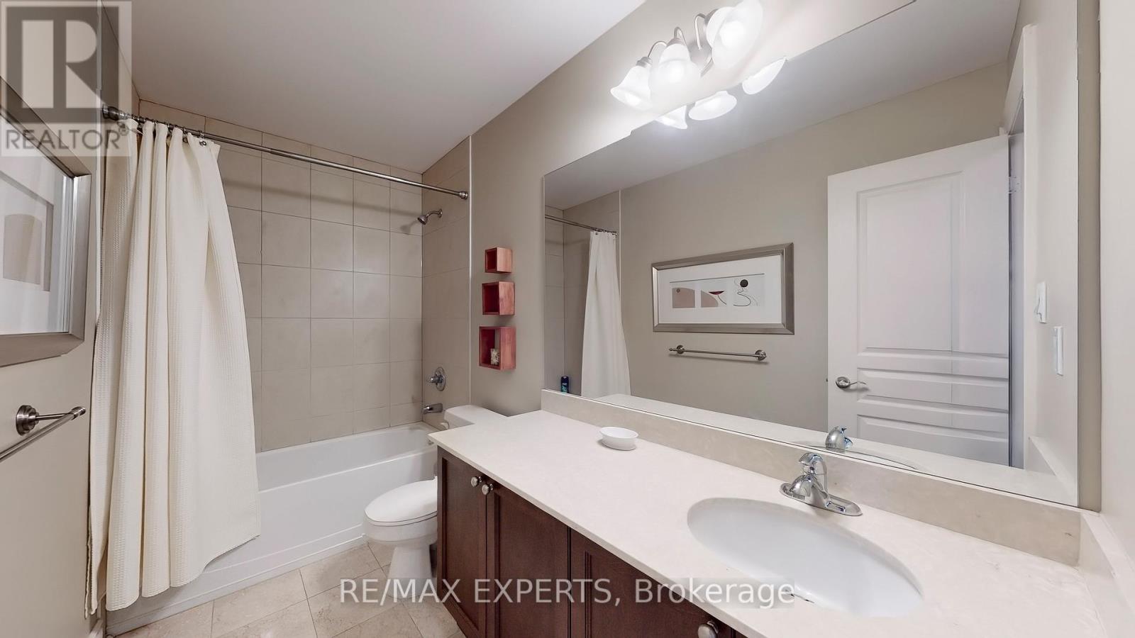 110 Rolling Hills Lane, Caledon, Ontario  L7E 1T8 - Photo 29 - W12360834