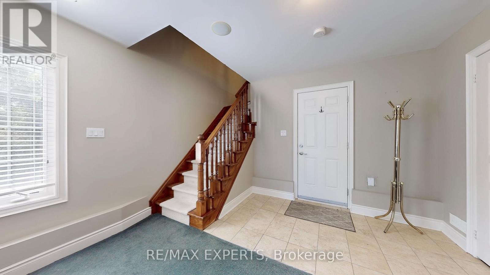 110 Rolling Hills Lane, Caledon, Ontario  L7E 1T8 - Photo 31 - W12360834