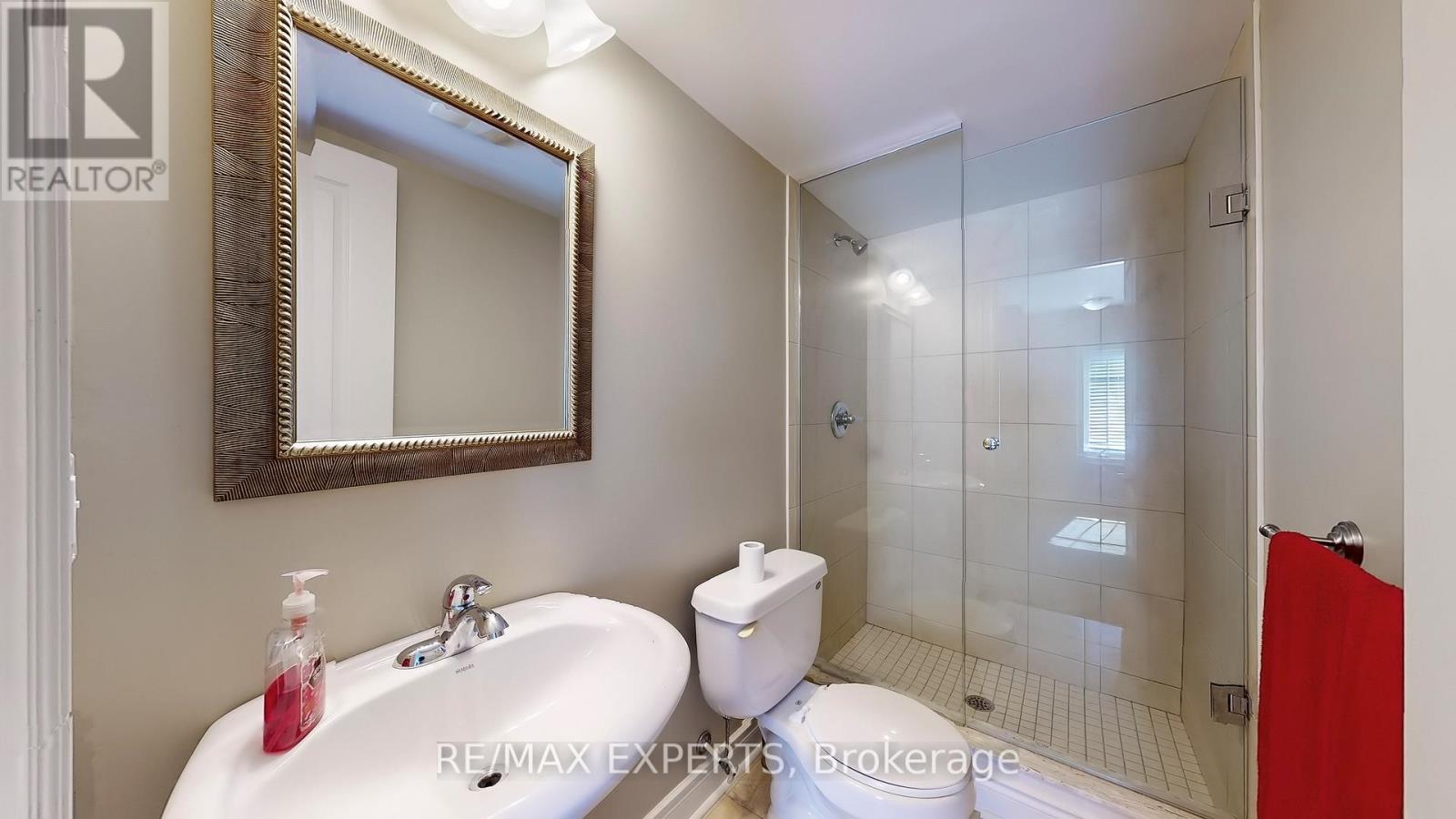 110 Rolling Hills Lane, Caledon, Ontario  L7E 1T8 - Photo 35 - W12360834