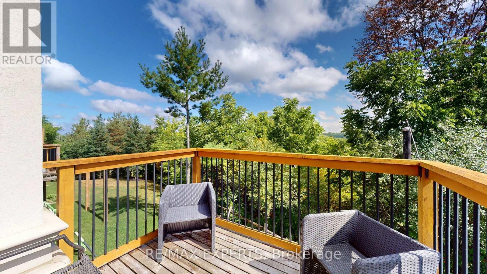 110 Rolling Hills Lane, Caledon, Ontario  L7E 1T8 - Photo 36 - W12360834