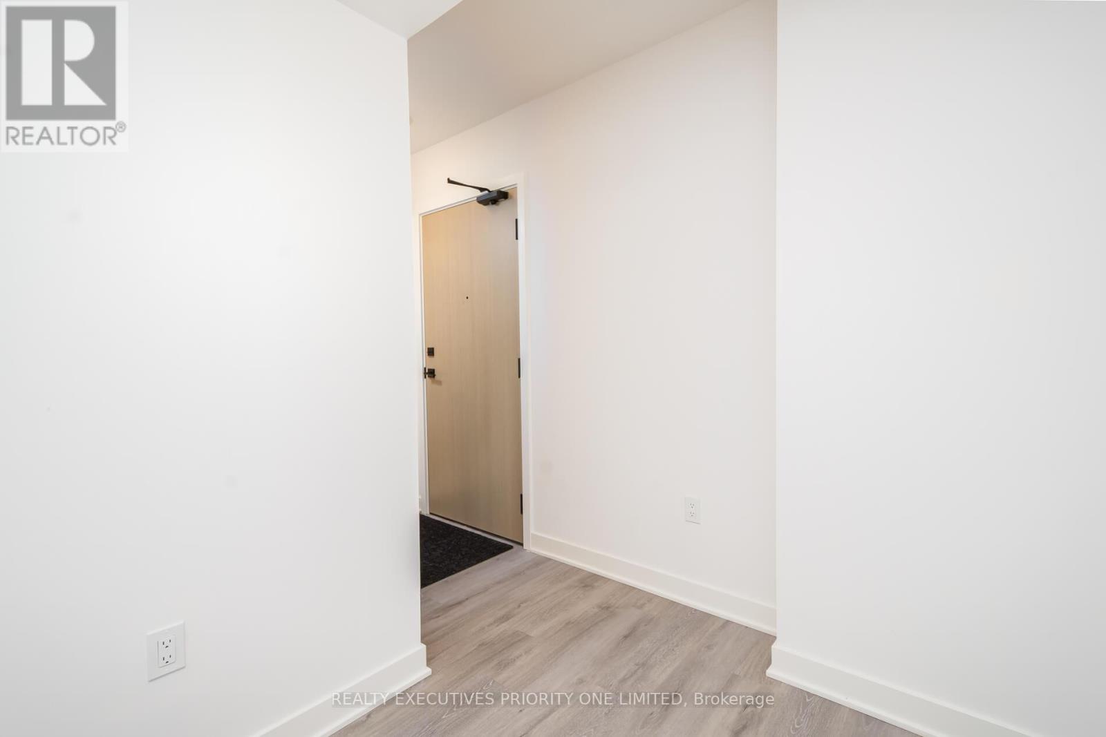405 - 36 Zorra Street, Toronto, Ontario  M8Z 4Z7 - Photo 15 - W12360874