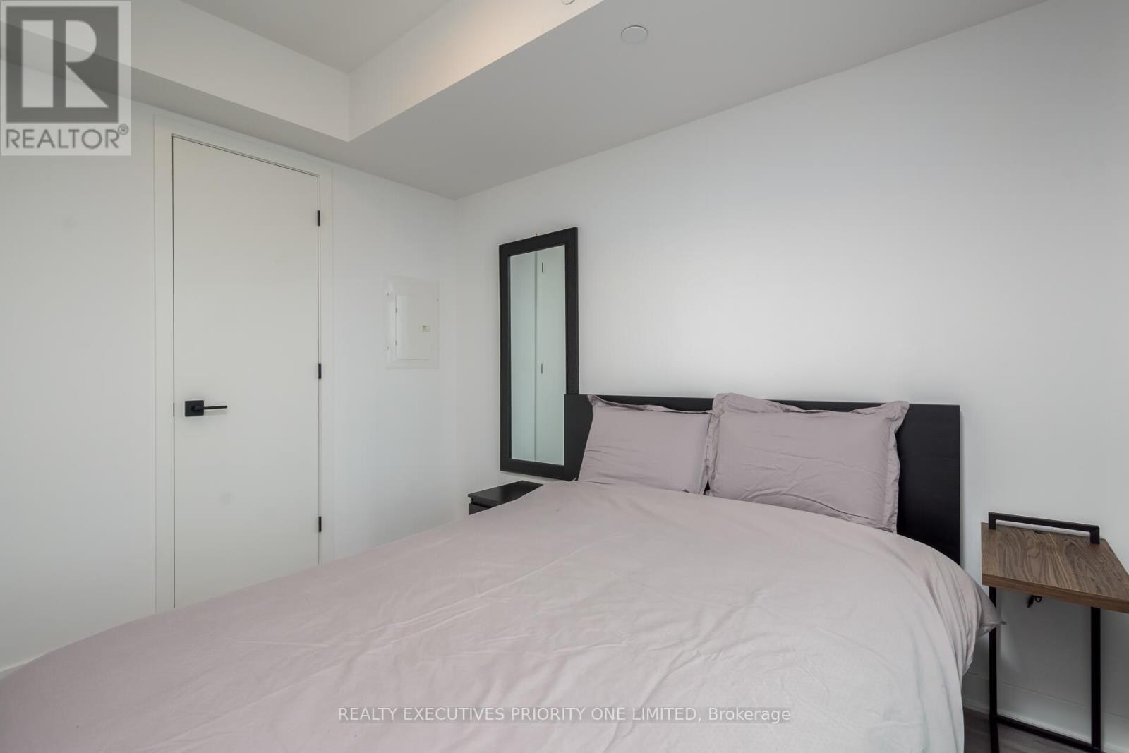 405 - 36 Zorra Street, Toronto, Ontario  M8Z 4Z7 - Photo 19 - W12360874