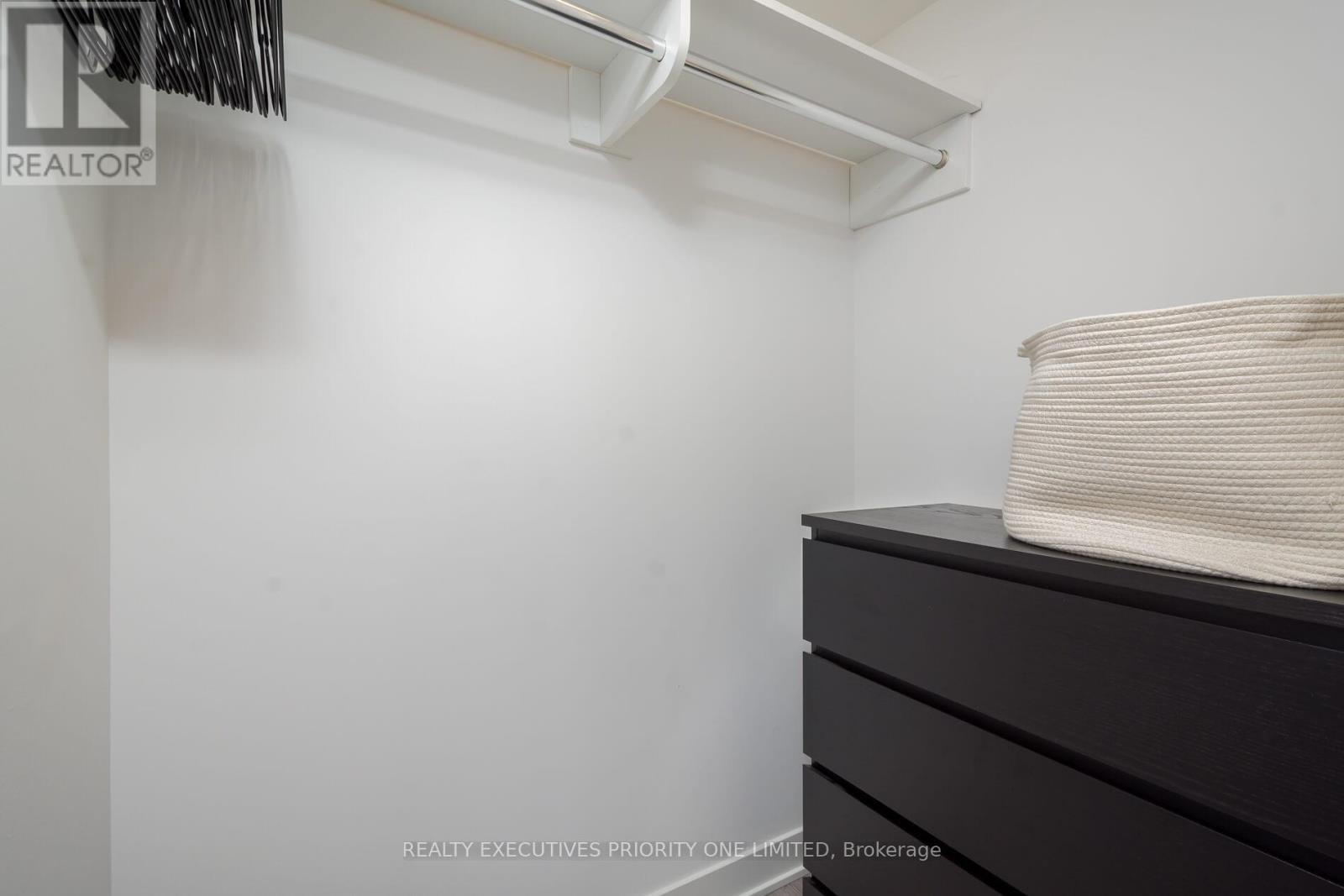 405 - 36 Zorra Street, Toronto, Ontario  M8Z 4Z7 - Photo 21 - W12360874