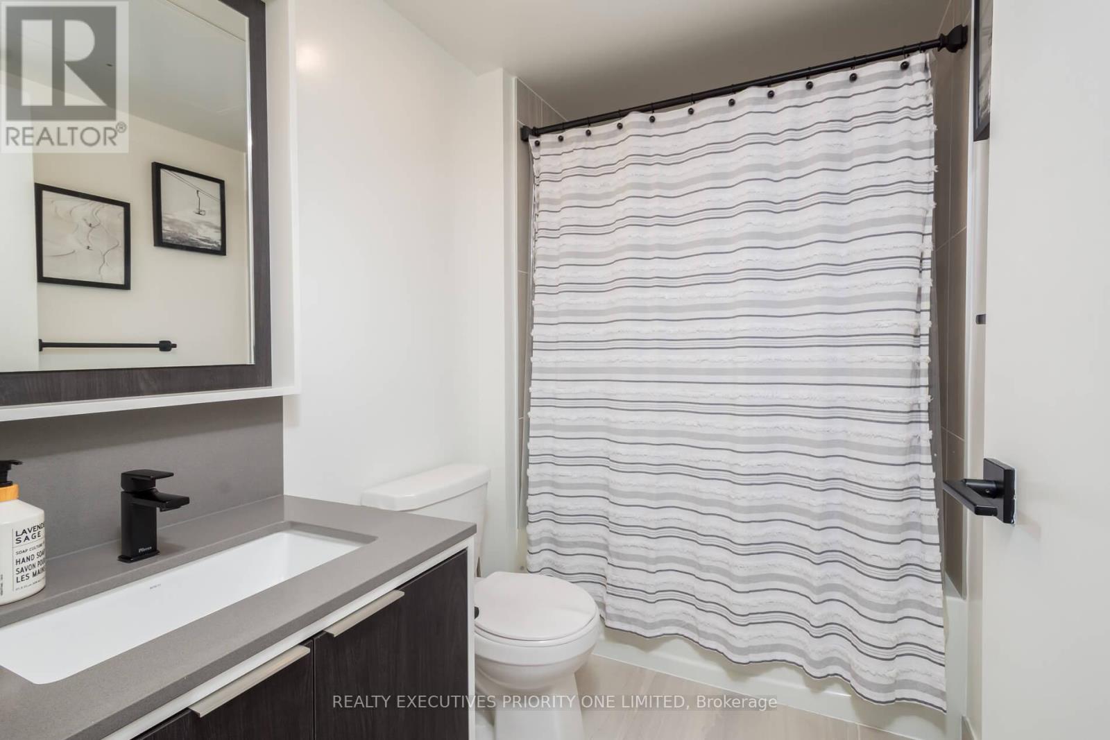 405 - 36 Zorra Street, Toronto, Ontario  M8Z 4Z7 - Photo 22 - W12360874