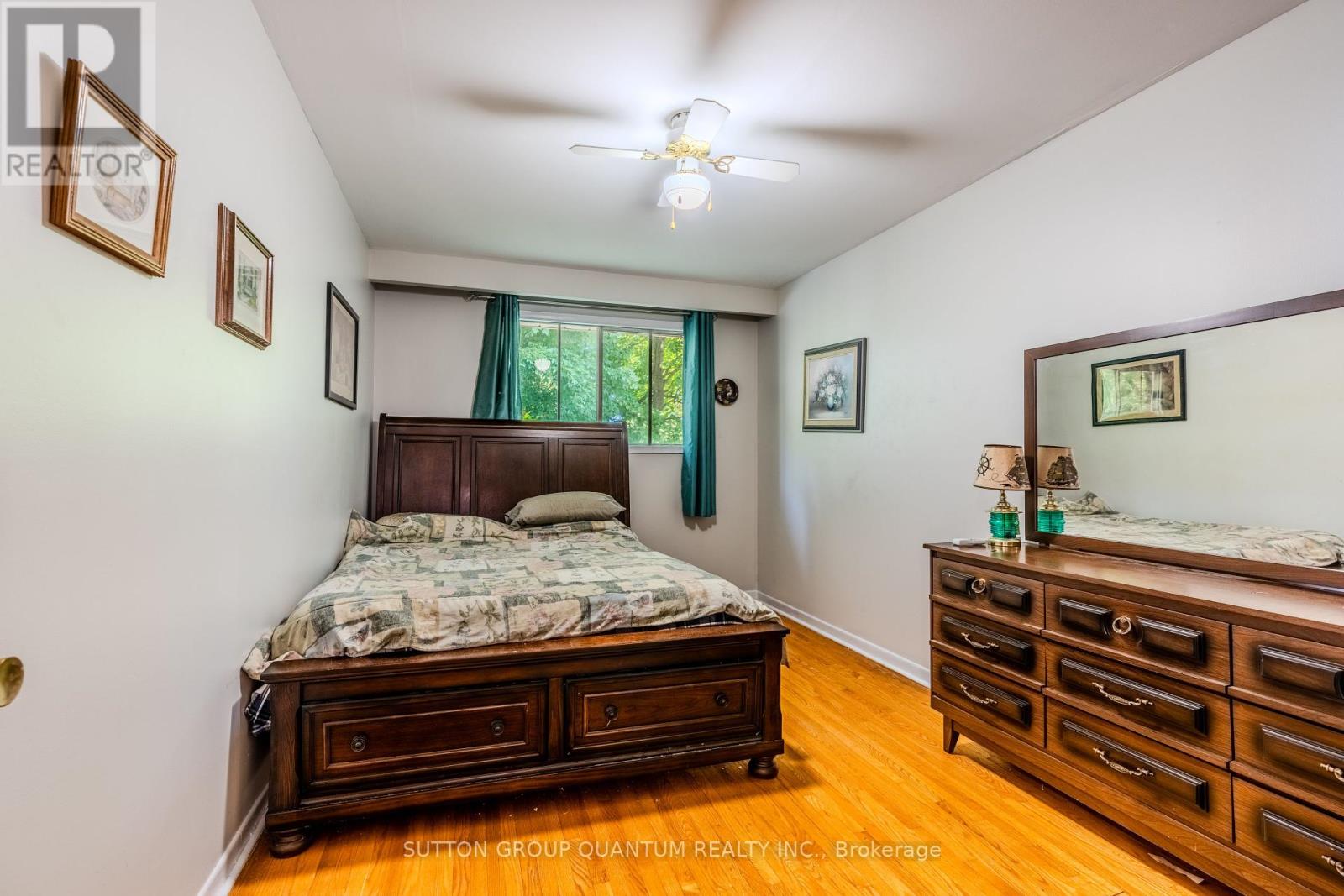 1798 Medallion Court, Mississauga, Ontario  L5J 2L7 - Photo 19 - W12360879