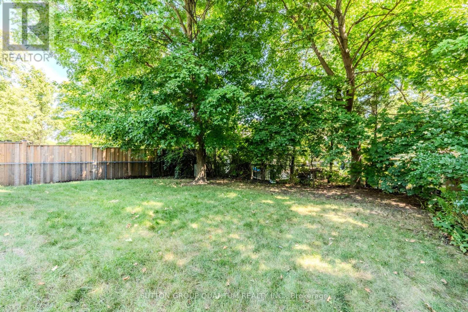 1798 Medallion Court, Mississauga, Ontario  L5J 2L7 - Photo 34 - W12360879