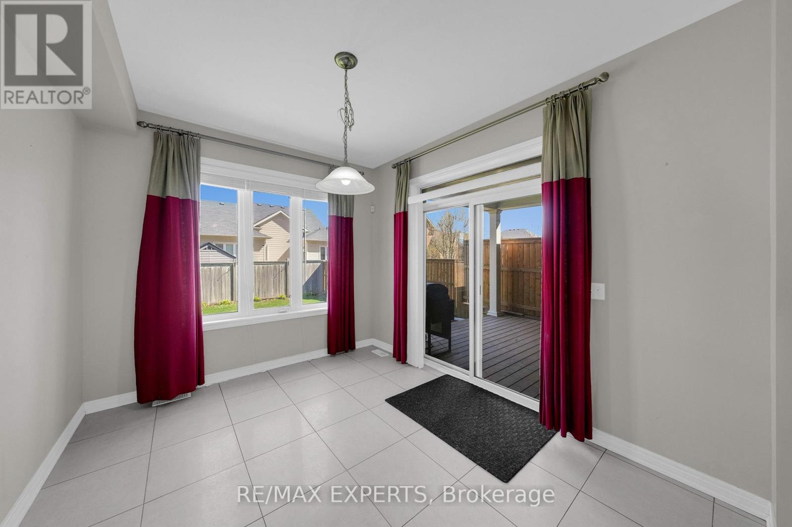 4367 Chemonda Street, Niagara Falls, Ontario  L2G 0E9 - Photo 17 - X12360846