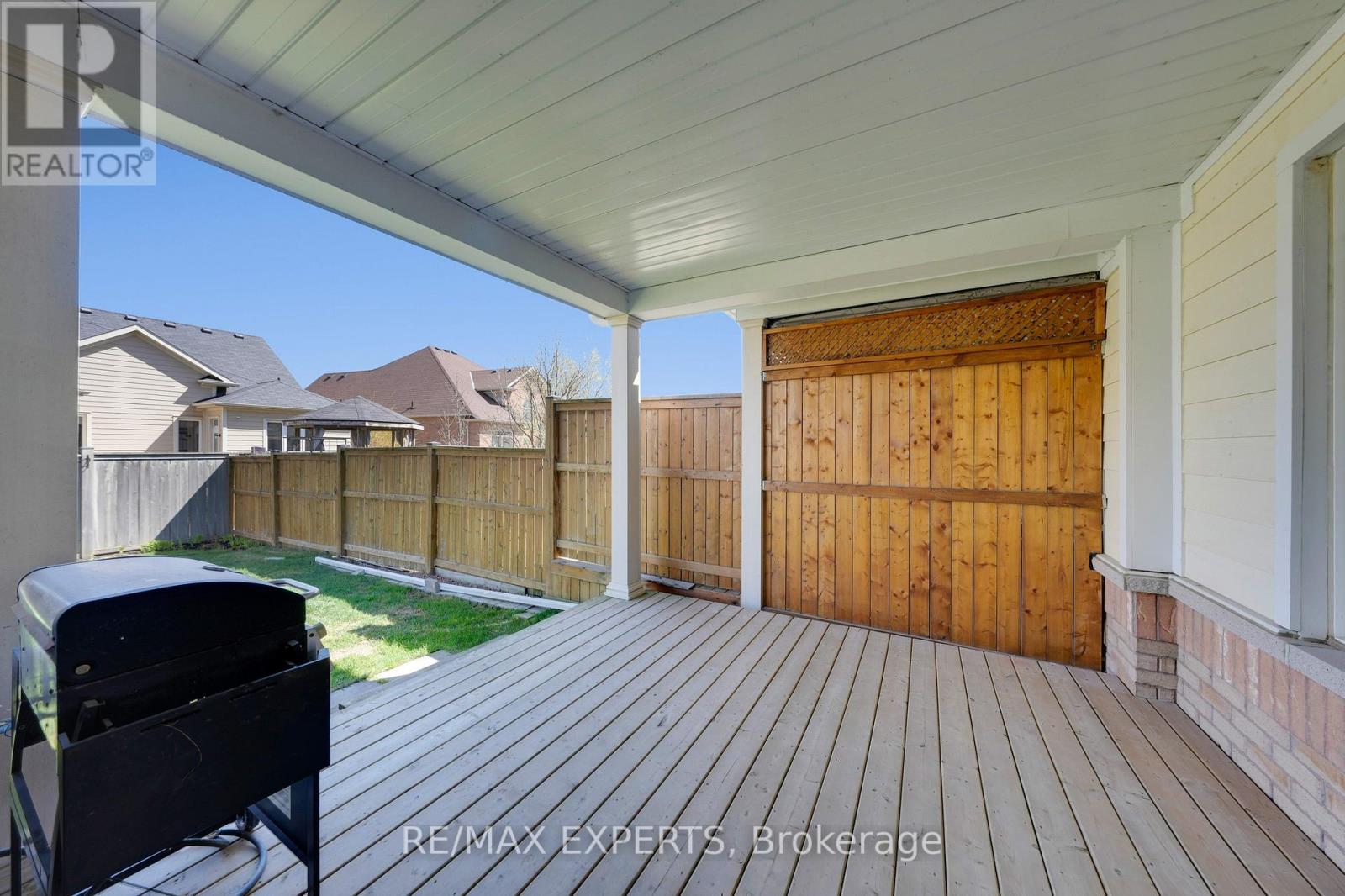 4367 Chemonda Street, Niagara Falls, Ontario  L2G 0E9 - Photo 32 - X12360846