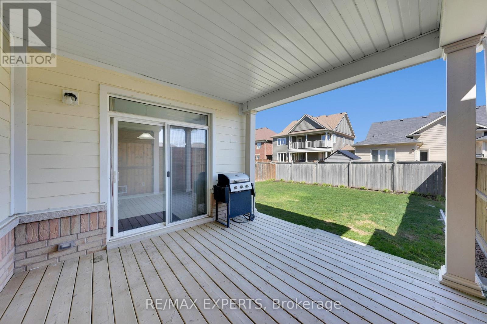 4367 Chemonda Street, Niagara Falls, Ontario  L2G 0E9 - Photo 33 - X12360846