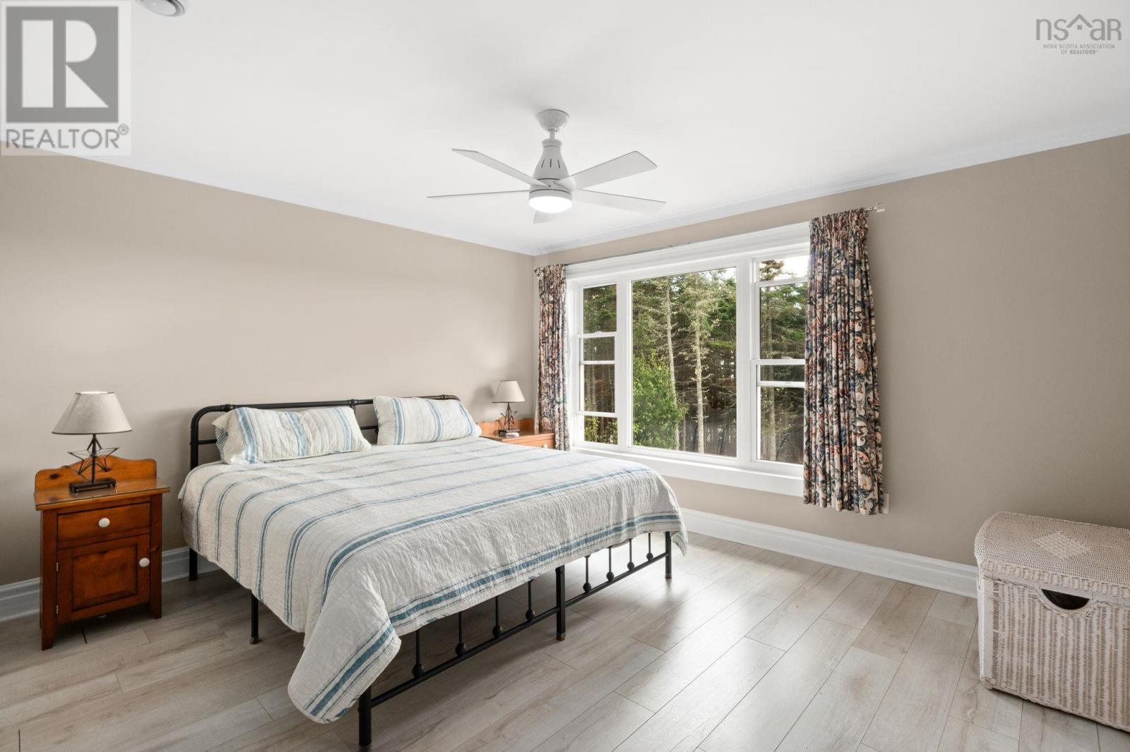 284 Leslie Road, East Lawrencetown, Nova Scotia  B2Z 1T4 - Photo 16 - 202521224